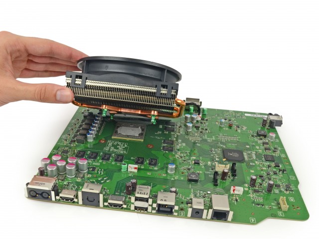 The CPU/GPU are kept cool by a large heatsink/fan assembly, which can be easily replaced if necessary.