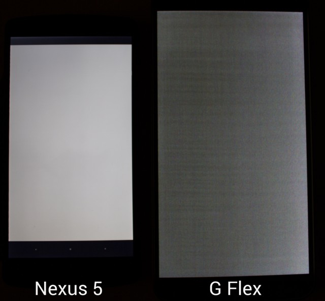 The Nexus 5 and the G Flex displaying the same solid gray image. Yes, the G Flex screen is really this bad.