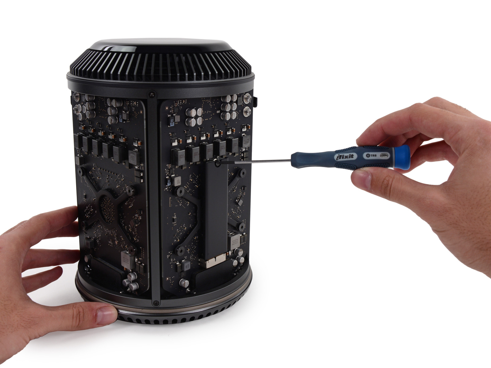 iFixit tears the 2013 Mac Pro asunder, finds an actually