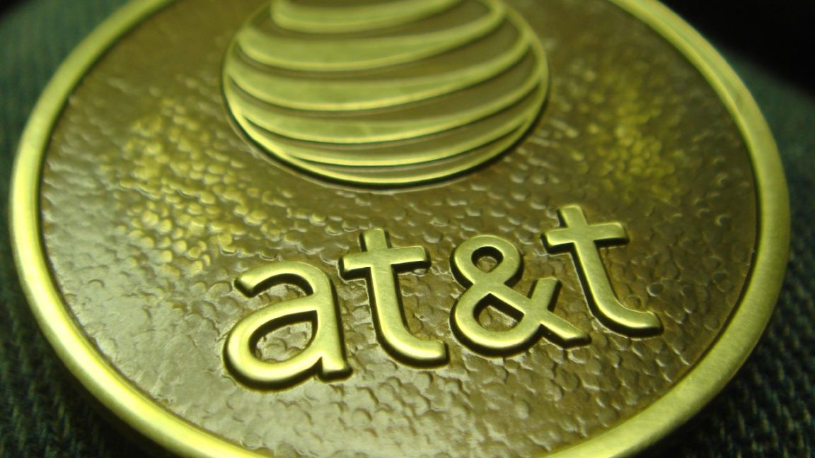 AT&T plan to turn data caps into more cash could come to home Internet ...