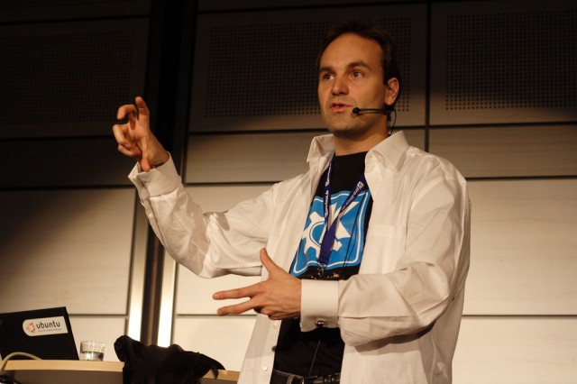 Mark Shuttleworth in 2006.