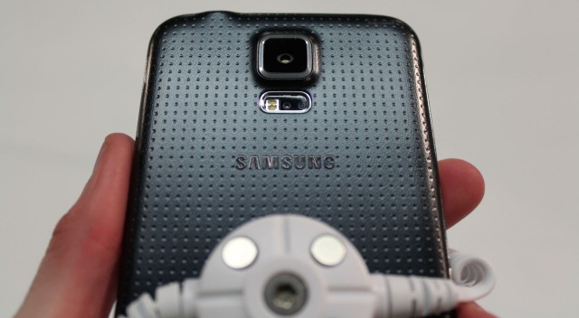 Hands on: Samsung’s Galaxy S5 is an S4 with a kitchen sink’s worth of extras