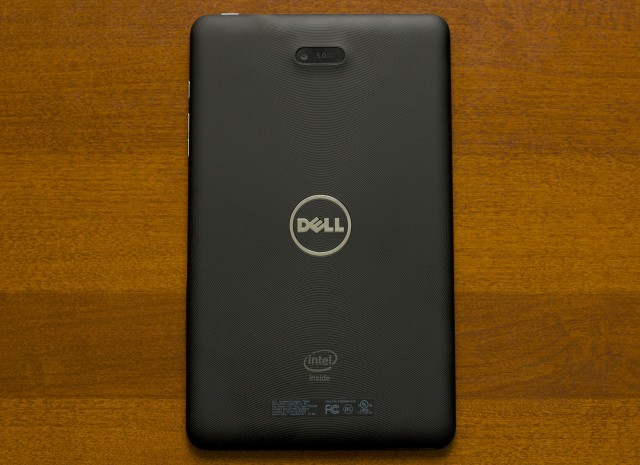 The back of the tablet has a pattern of rings that radiate outward from the center. Dell and Intel logos and the tablet's 5MP rear webcam are also on the back.