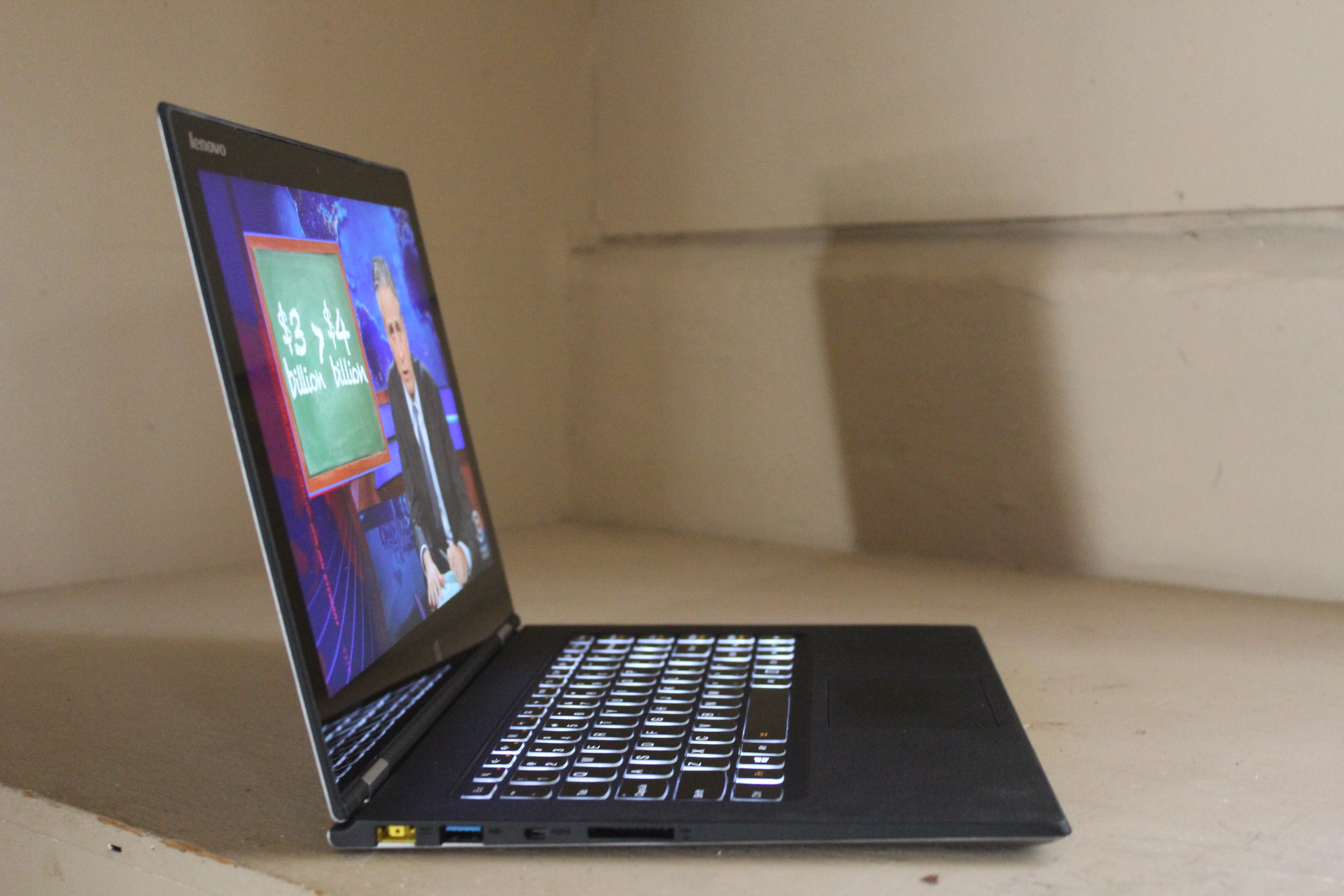 Lenovo Yoga 2 Pro review: You say you want resolution | Ars Technica