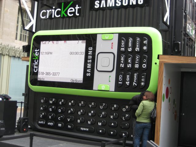 cricket mobile phone service