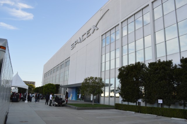 The front of the SpaceX Headquarters in Hawthorne, California.