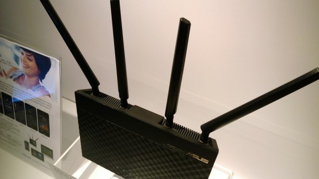 Asus' forthcoming router supporting MU-MIMO.