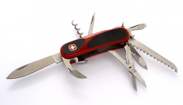 One of world’s more pricey trojans is veritable Swiss Army knife for Android