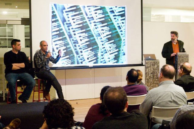 Aereo CEO Chet Kanojia discusses the company to a group of tech enthusiasts.