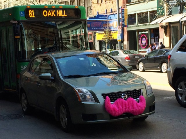 In wake of Uber privacy scandal, Lyft announces data restrictions