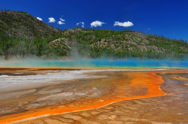 Drone goes down into famed Yellowstone National Park hot spring