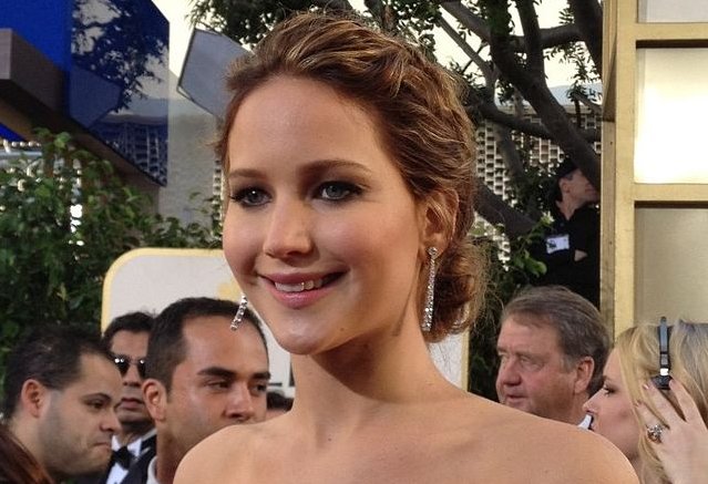 apple icloud stolen jennifer lawrence