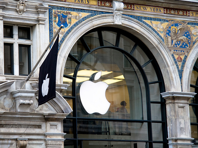 No, Apple probably didn’t get new secret gov’t orders to hand over data