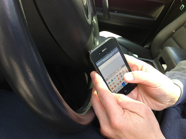 Penalty for driving while texting in Long Island—a disabled cell phone