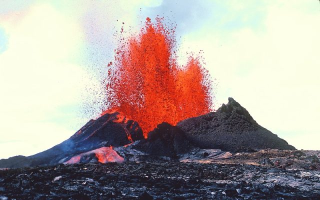 Hawaii's Puʻu ʻŌʻō eruption