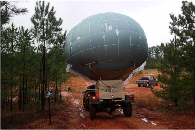 Pennsylvania state cops borrow, then return, spy blimp to aid manhunt