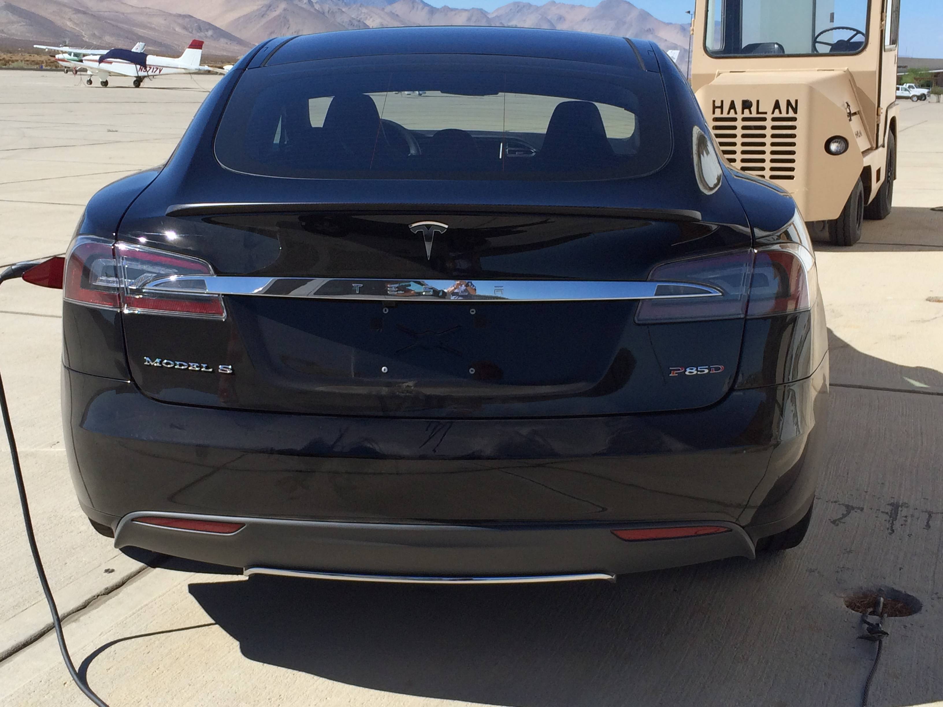 Tesla Motors Gives Us The Ddual Motor All Wheel Drive