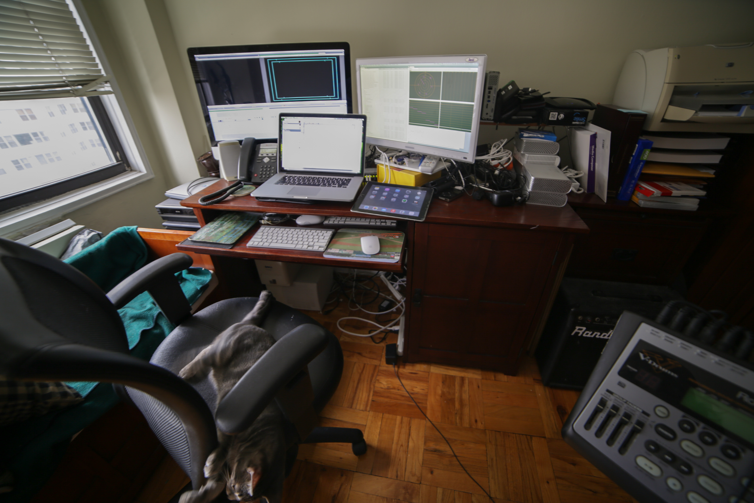 Ars staffers exposed: our home office setups