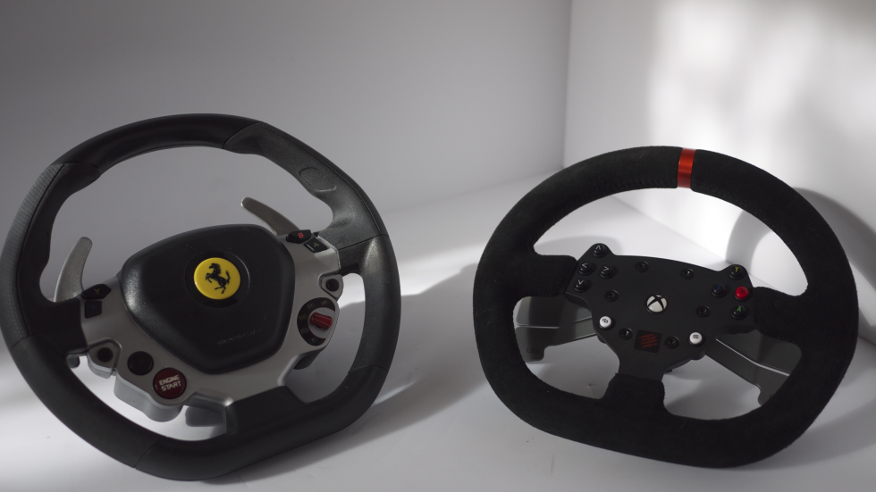 Universeel Ass Platteland Wheel-to-wheel racing: Ars compares Xbox One steering wheels | Ars Technica