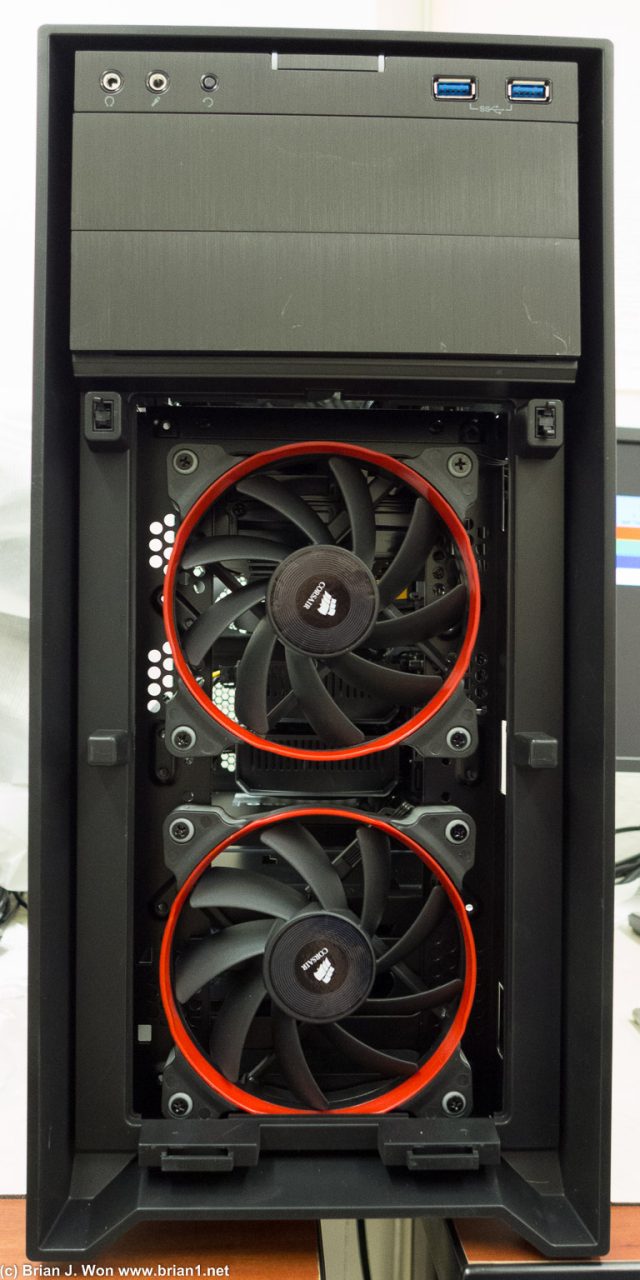 dual Corsair AF120 Quiet Edition fans