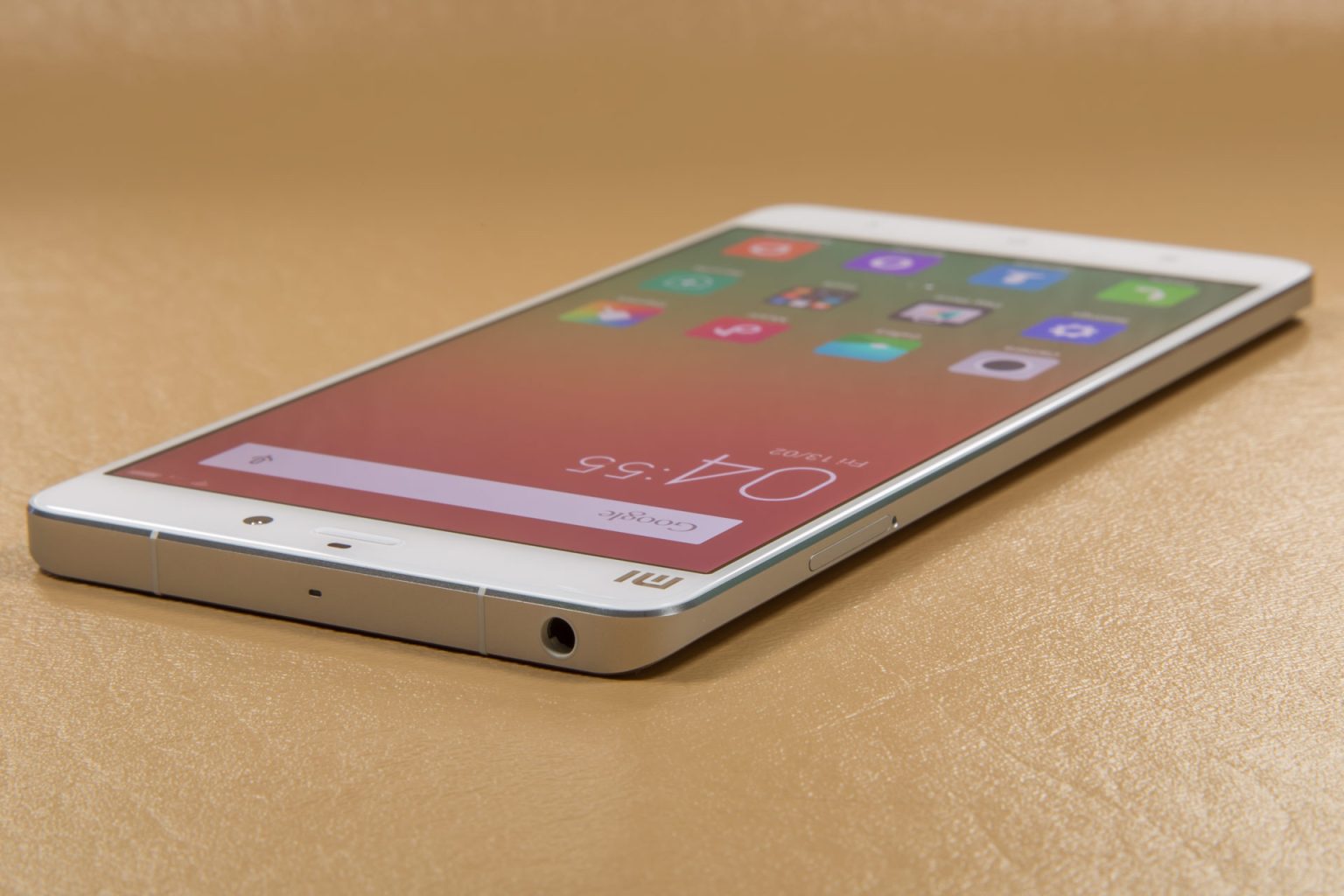Xiaomi’s Mi Note phablet outclasses the competition for half the price ...