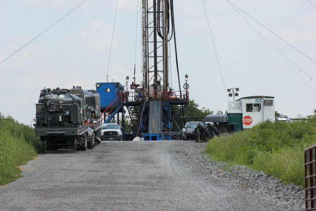 Shale gas drilling rig in Pennsylvania.