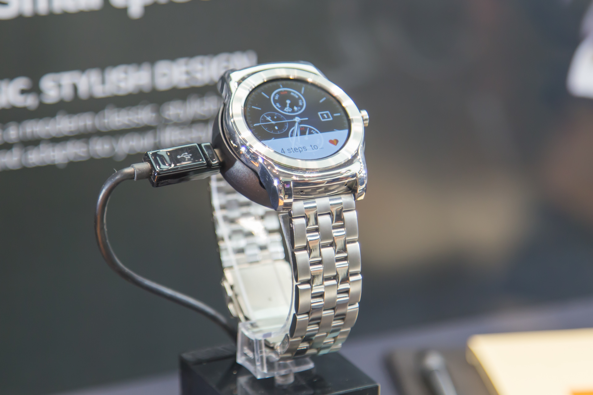 Lg watch urbane online specs