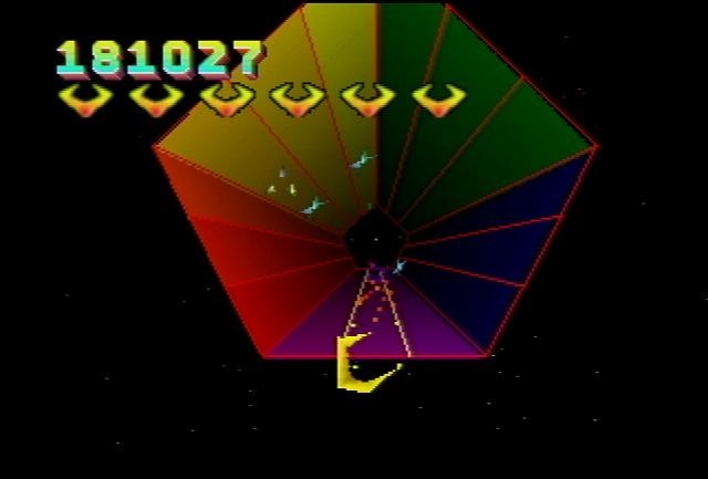 tempest 2000 game