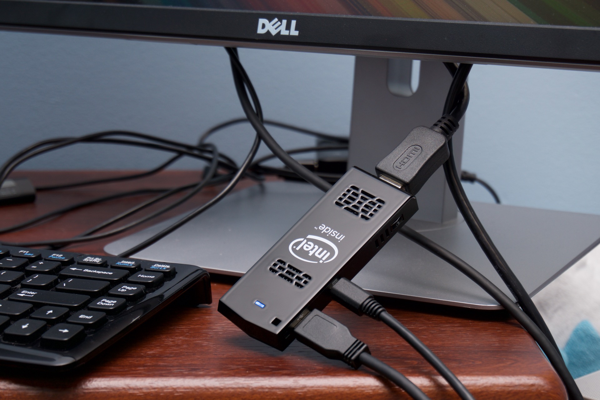 Intel's Compute Stick: A full PC that's tiny in size (and performance)
