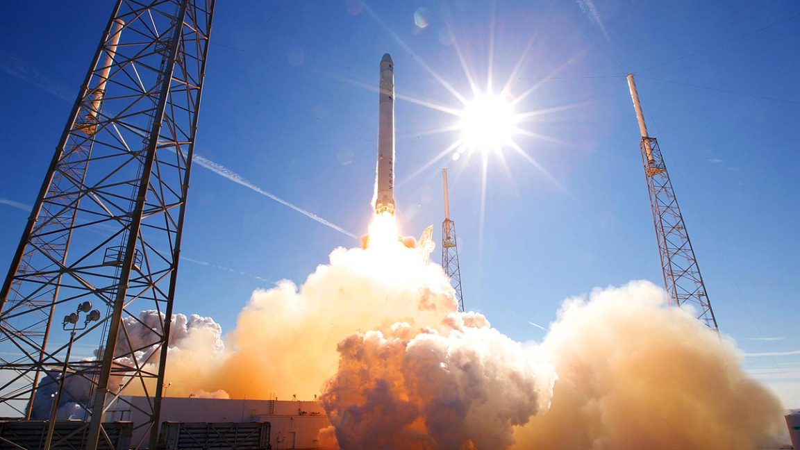 China’s New Rocket vs. SpaceX’s Record-Breaking Falcon 9 Launches