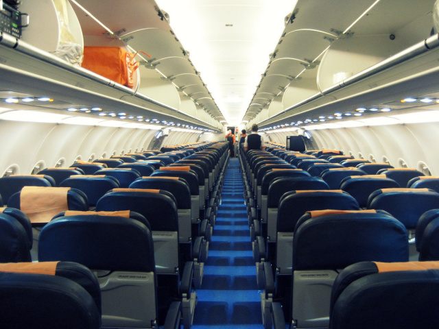 Appeals court kills flight attendants’ challenge to electronics on planes