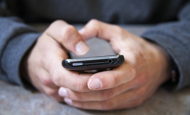 Department of Justice will review how it deploys cell phone snooping tech