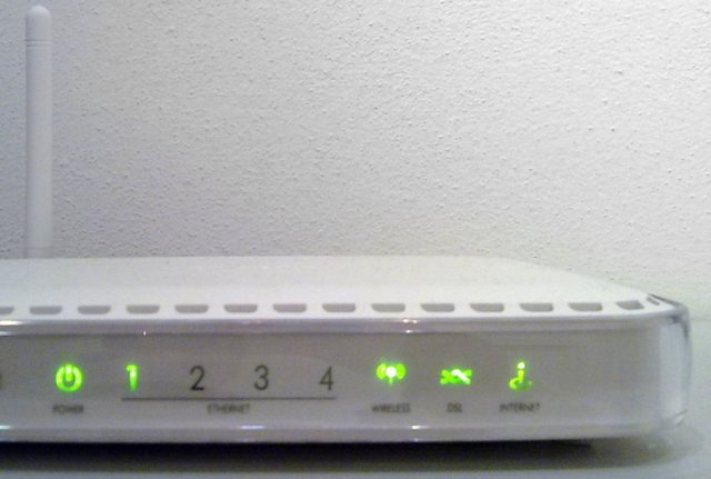 Researchers uncover “self-sustaining” botnets of poorly secured routers