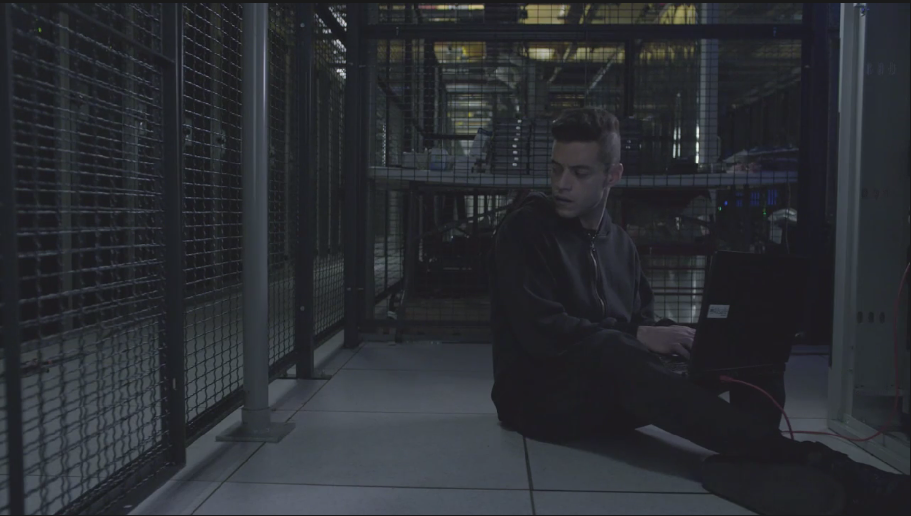 TV review: Mr. Robot takes social-media paranoia to the mainstream