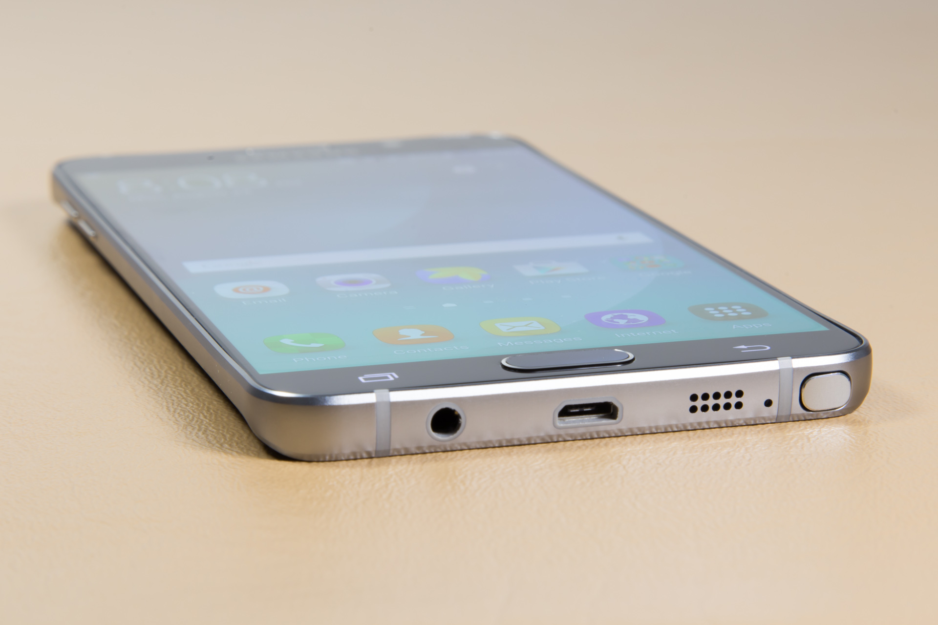 Galaxy Note 5 design flaw: A backwards S-Pen can permanently damage the ...