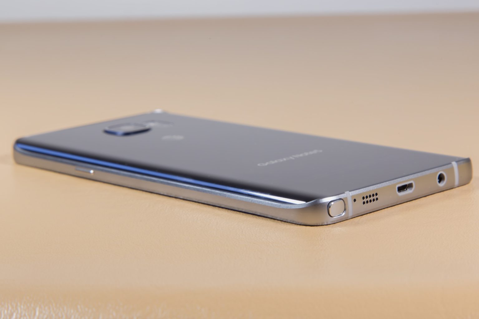 Galaxy Note 5 (and S6 Edge+) review—big, premium phones, big premium ...