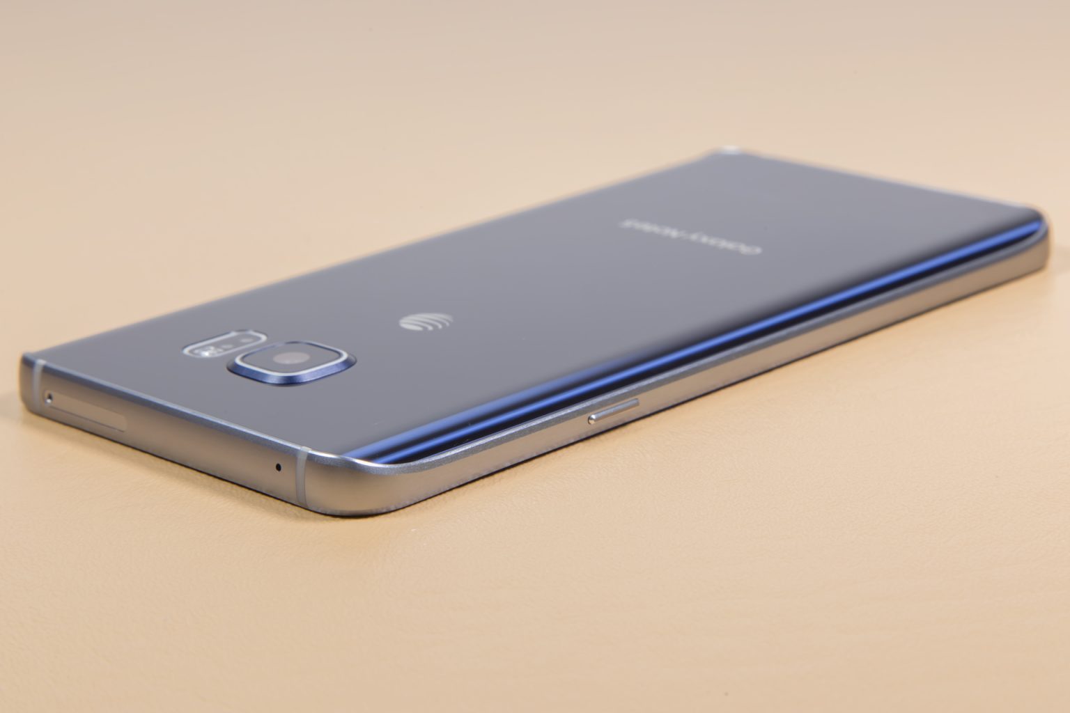 Galaxy Note 5 (and S6 Edge+) review—big, premium phones, big premium ...