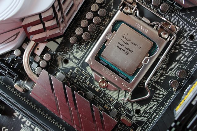 Intel Skylake Core i7-6700K.