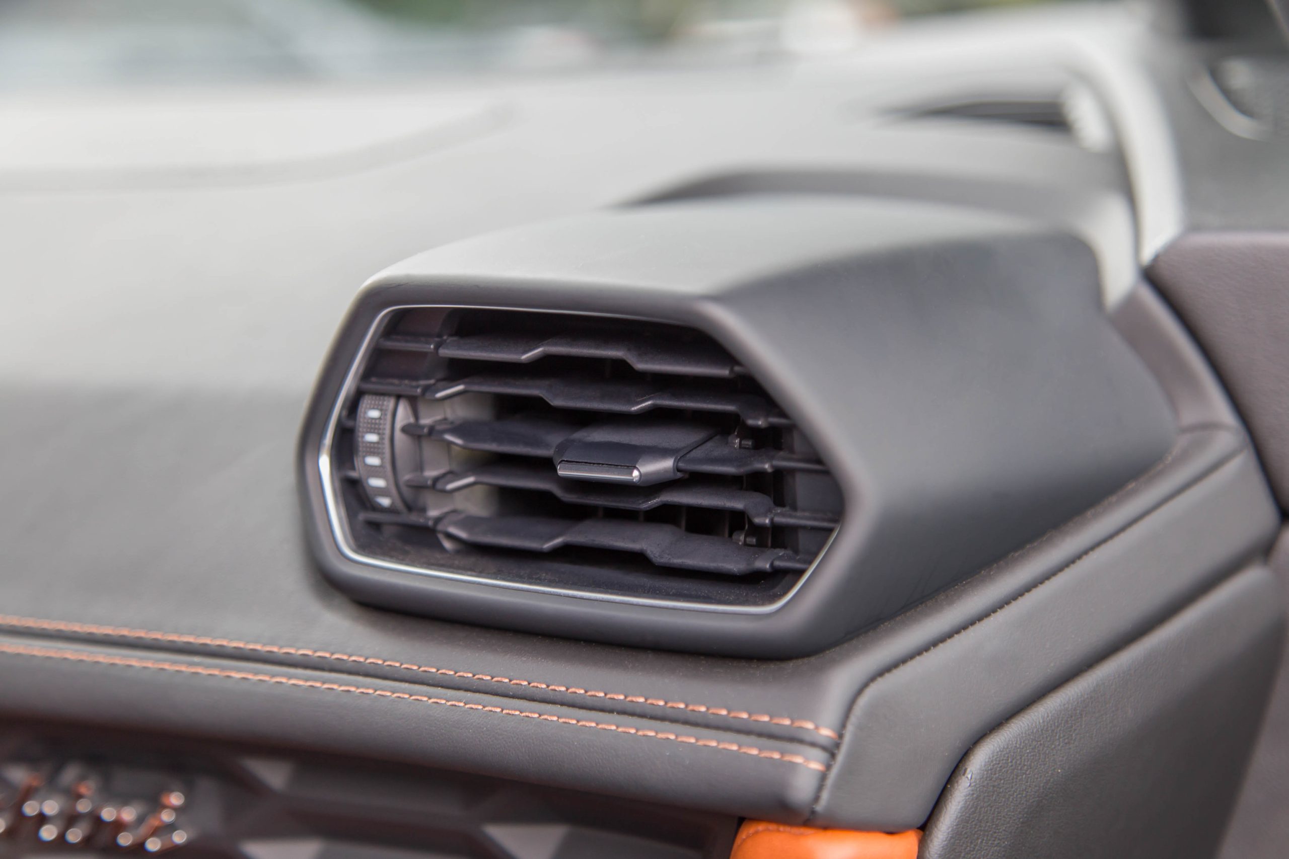 The Lamborghini Huracán: An all-wheel drive adrenaline delivery system ...