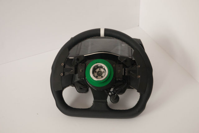 Getting To Grips With The Latest Xbox One Steering Wheels