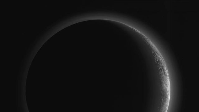 A full view of Pluto’s stunning crescent.