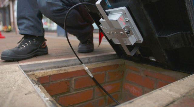 Virgin rolls out first “smart pavement”: Free Wi-Fi from below-ground manholes