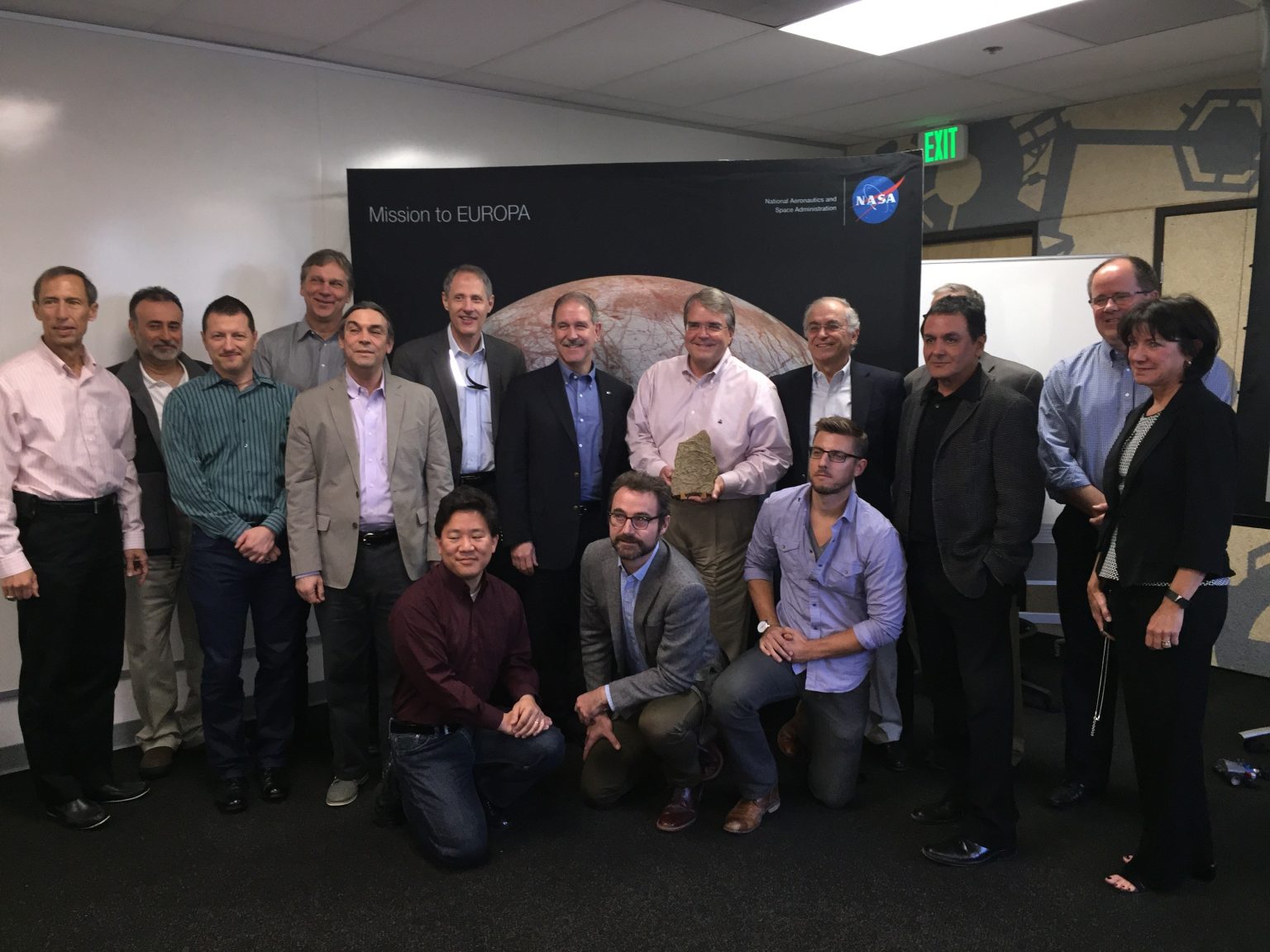 Attempt no landing there? Yeah right—we’re going to Europa - Ars Technica