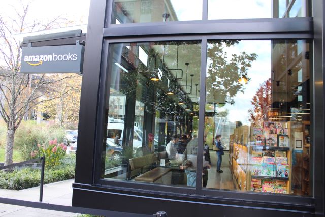 It's official:  is opening its first-ever bookstore in Seattle –  GeekWire