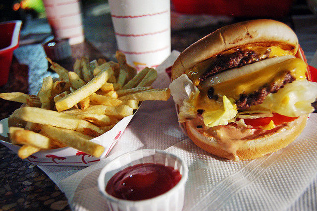 In-N-Out sues startup DoorDash, says burger delivery is a trademark violation