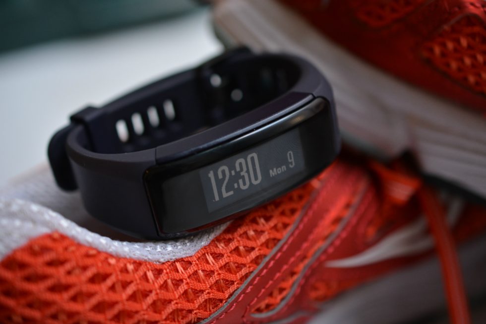 Garmin's Vivosmart HR reviewed: Don't buy a Fitbit before