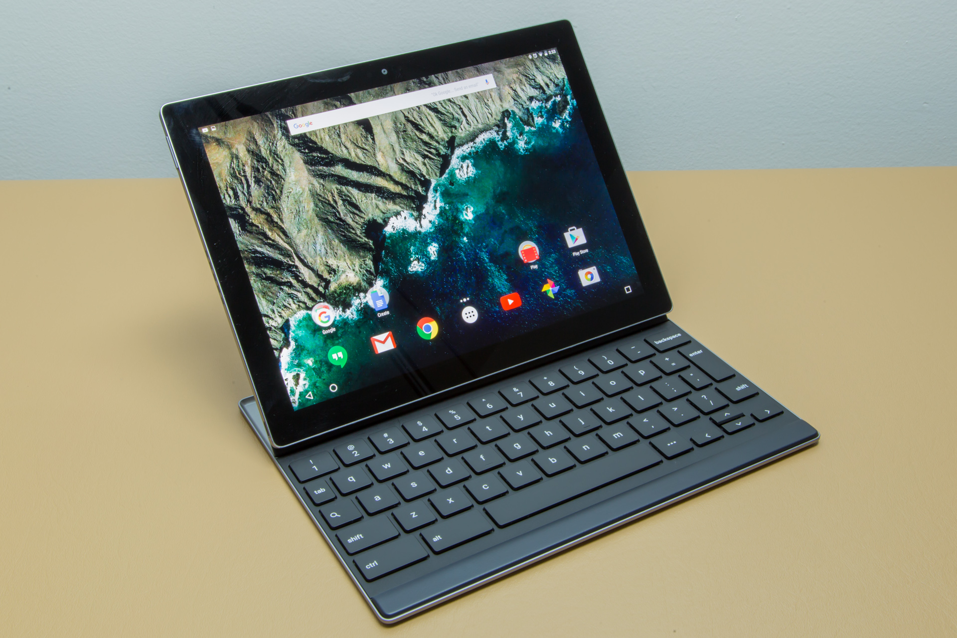 Google Pixel tablet with Android 12