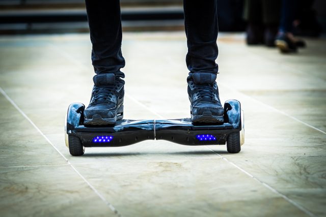 American, United, Delta, British Airways all ban “hoverboards”