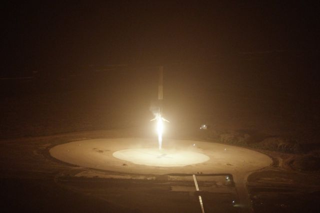 The Falcon 9 first stage approaching Landing Zone 1.