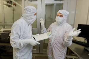 Inside NASA's rare Moon rocks vault (2016)